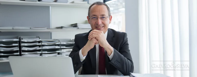 Advogado Online: Entenda como Contratar um