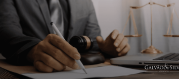 Advogado especialista em Direito da Energia