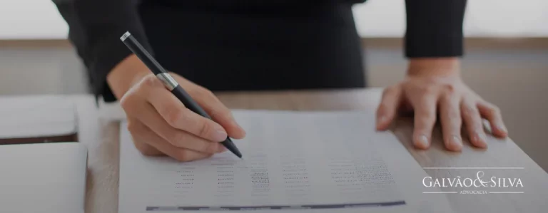 Carta de Adjudicação: O que é e Como Funciona em Processos de Aquisição de Bens