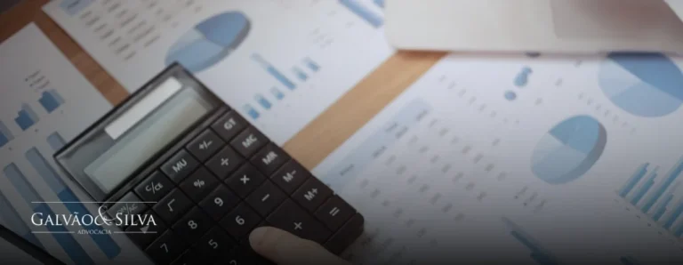 Taxas Administrativas: Como Identificar e Contestá-las nos Contratos?