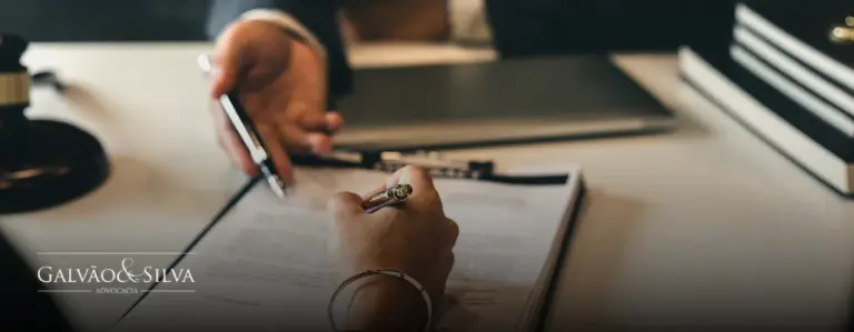 Posso cobrar judicialmente um contrato administrativo não pago?
