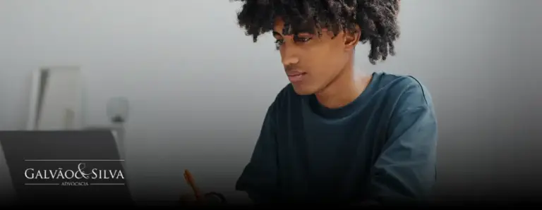 Guia Completo sobre Emancipação: Como Funciona no Brasil?