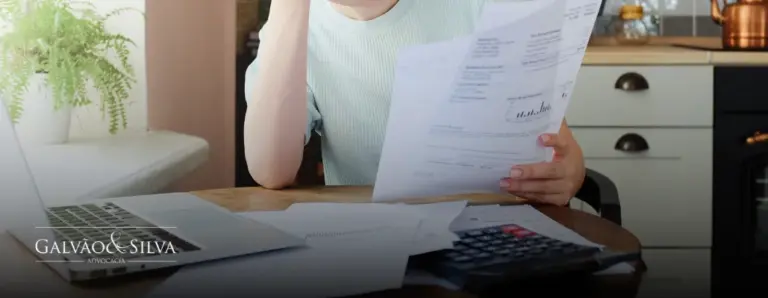 O que fazer quando o governo te deve e não paga?