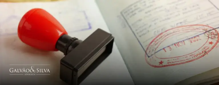 Visto de Trabalho no Brasil: Como um Advogado Pode te Ajudar