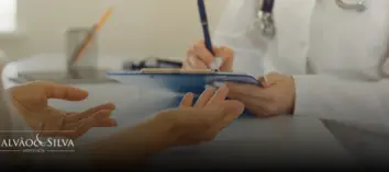 Foi Alvo de PAD na Secretaria de Saúde? Saiba Como um Advogado Pode te Defender