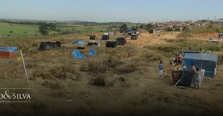 Como agir em casos de invasão de terra: guia jurídico essencial