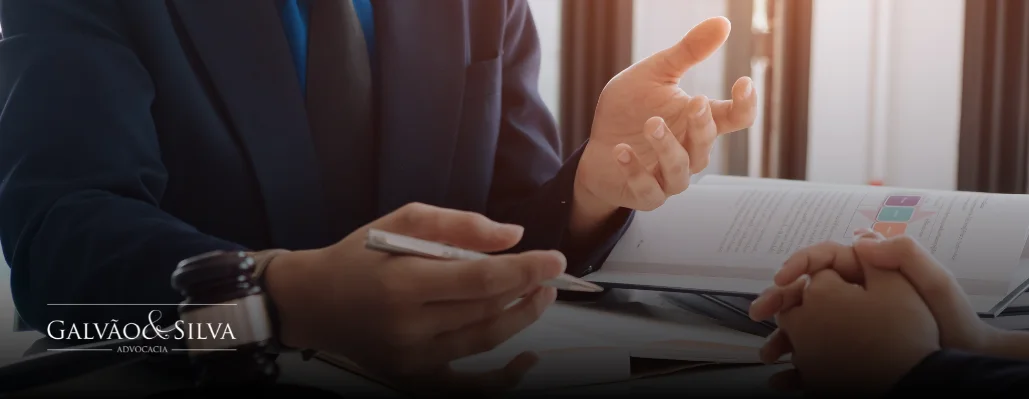 O que é capacidade postulatória e como afeta seu processo?