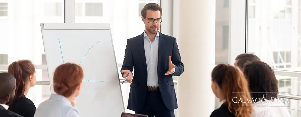 Holding: Entenda o que é e Como Utilizar em seu Negócio Holding: Entenda o que é e Como Utilizar em seu Negócio